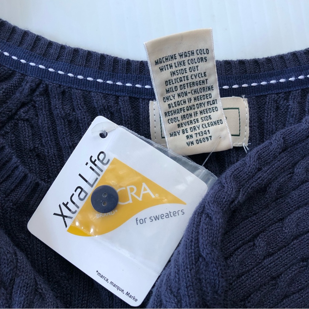 NWT L.L Bean Plus Size Women’s Button Front Knit Cardigan Sweater, Navy Size 2X - Picture 16 of 16